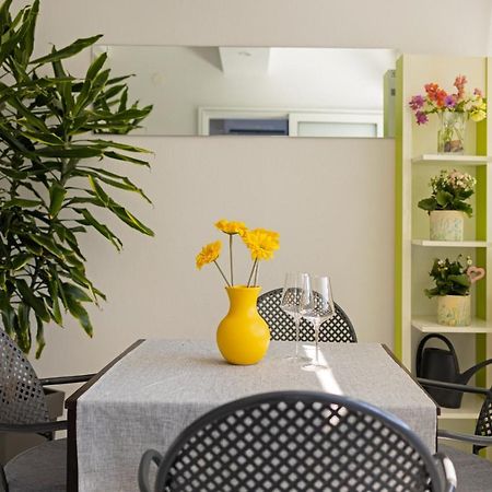 Apartman Nina Хвар Екстериор снимка