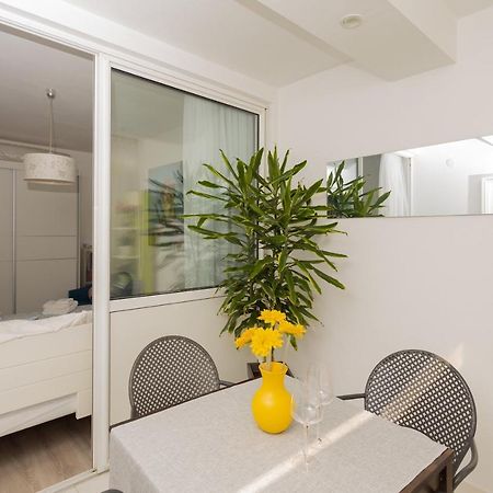 Apartman Nina Хвар Екстериор снимка