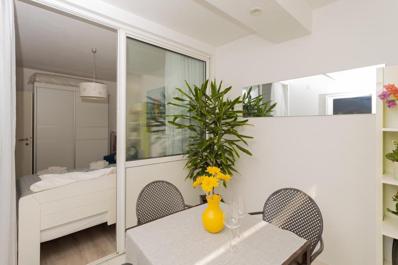 Apartman Nina Хвар Екстериор снимка
